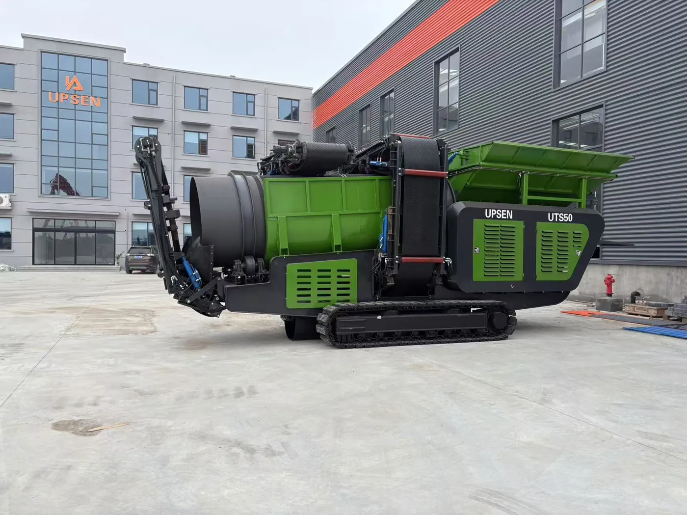 UTS50 mobile trommel
