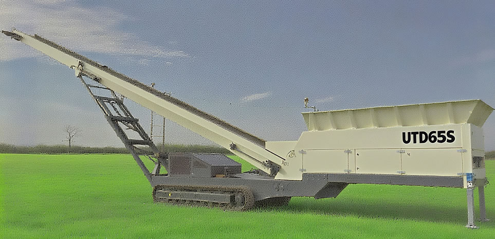 UTD65scrawlermobilestackerconveyor