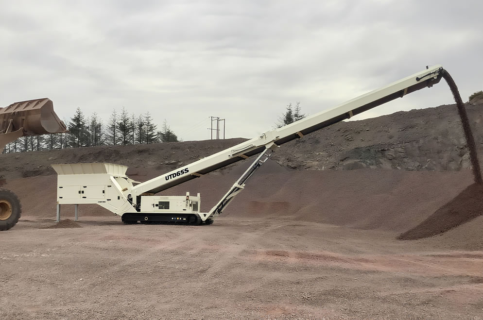 utd65strackedmobilestackerconveyor